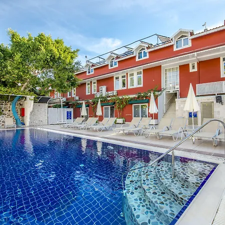 فندق تونوز بيتش 3*