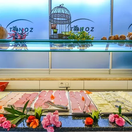 تونوز بيتش 3*