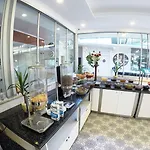 Tonoz Hotel 3*