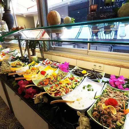 Tonoz Hotel 3*